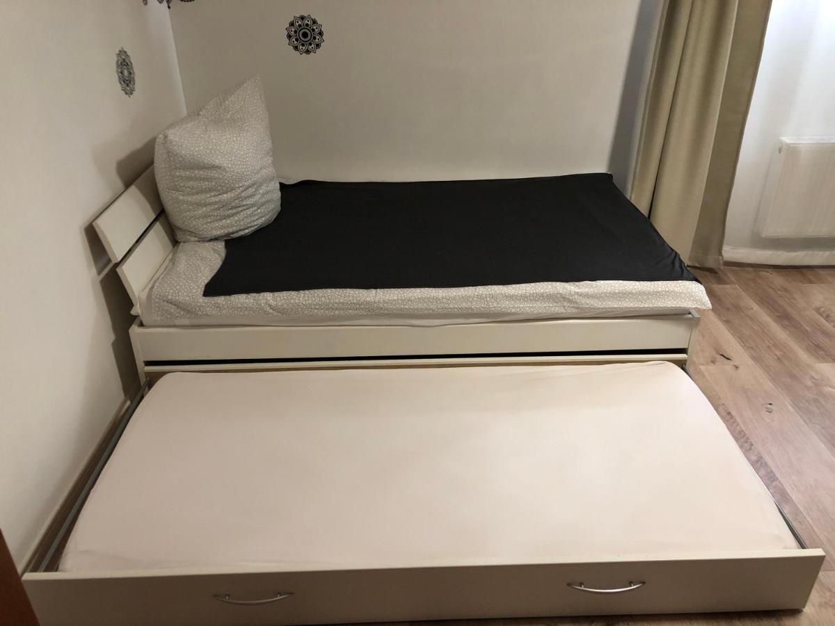 Grosszugige Wohnung In Messenahe, Feenzian Ug Friedrichshafen Exteriör bild